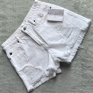 NWT Kancan High Rise Distressed Frayed Denim Mom Shorts White Small Sz S